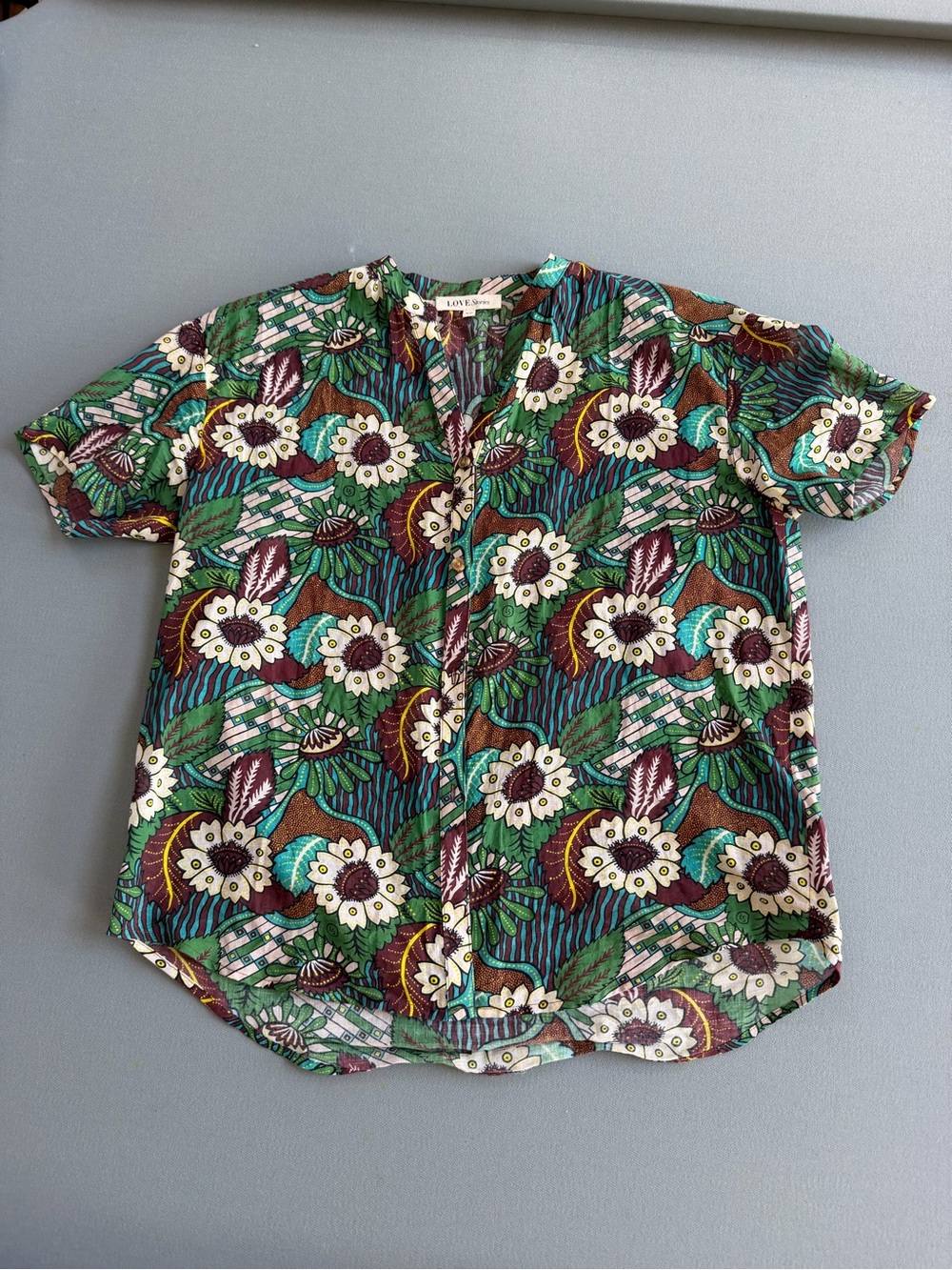 Anthropologie LOVE stories organic cotton light weight top XS
